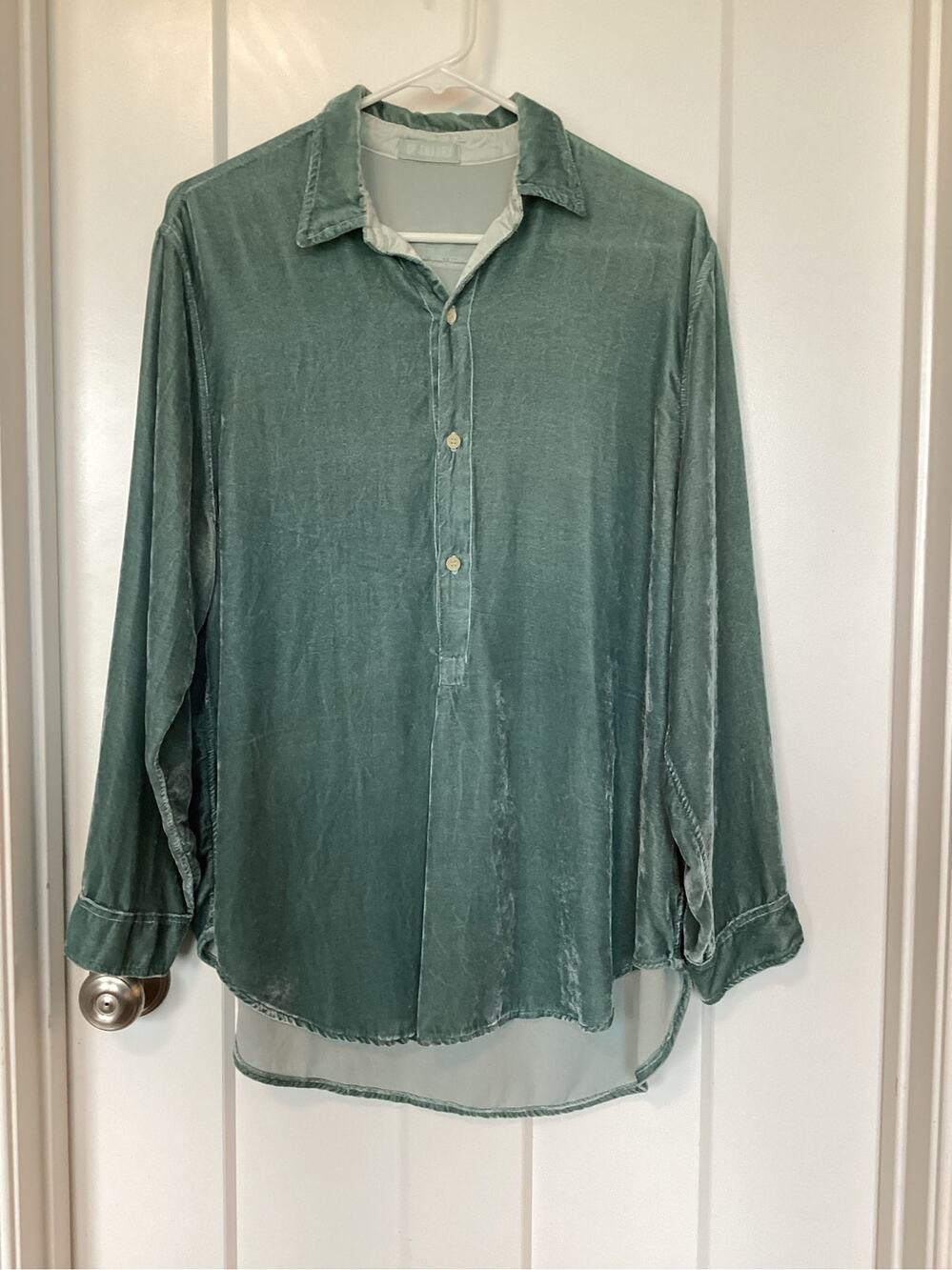 CP SHADES Silk Rayon Velvet ButtonTunic Top womens Small Sage Seafoam Green